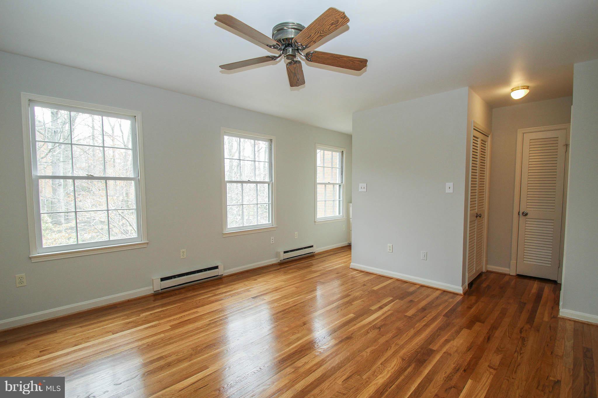 6413 Wainfleet Court Springfield, VA 22152 - Photo 23 of 30 Bedroom (Master)