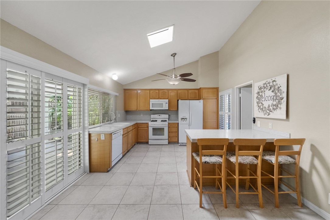 1453 Post Fullerton, CA 92833 - Photo 10 of 54