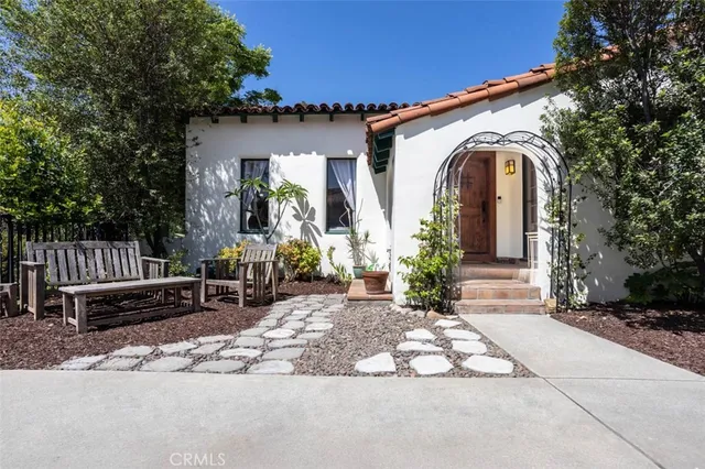 $1,420,000 | 989 Coronado Drive, Glendale, CA 91206