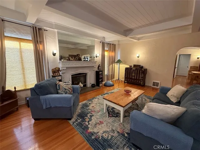 $1,420,000 | 989 Coronado Drive, Glendale, CA 91206