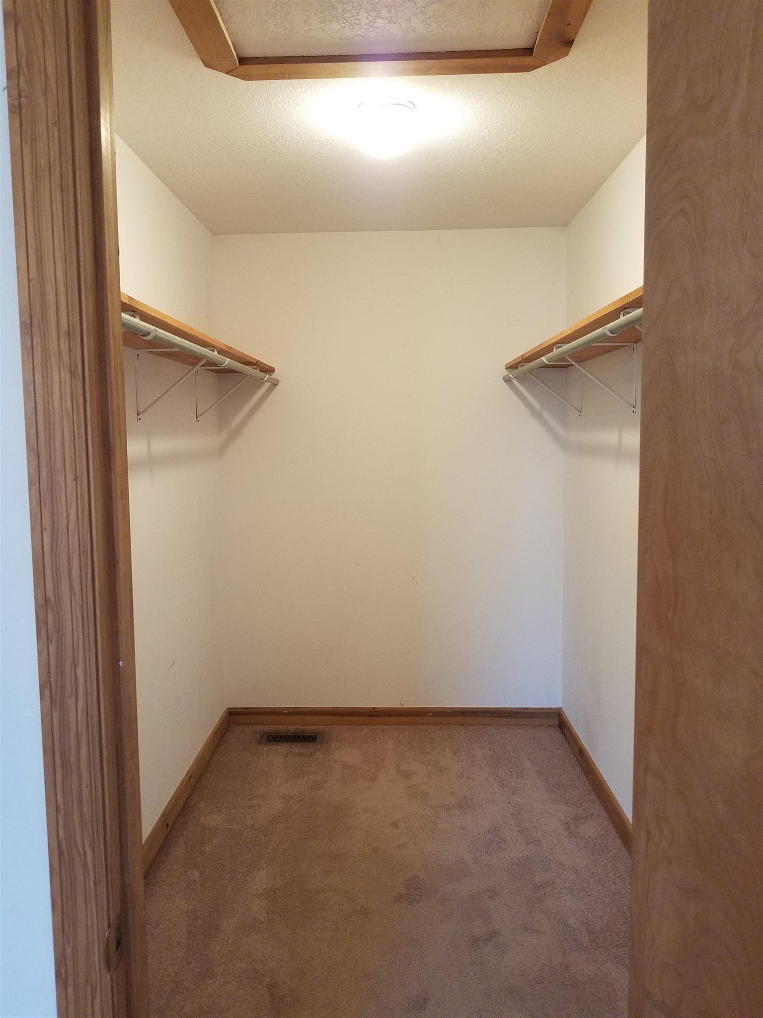 1082 Glendale Road White Bluff, TN 37187 - Photo 14 of 19 Large walk in closet