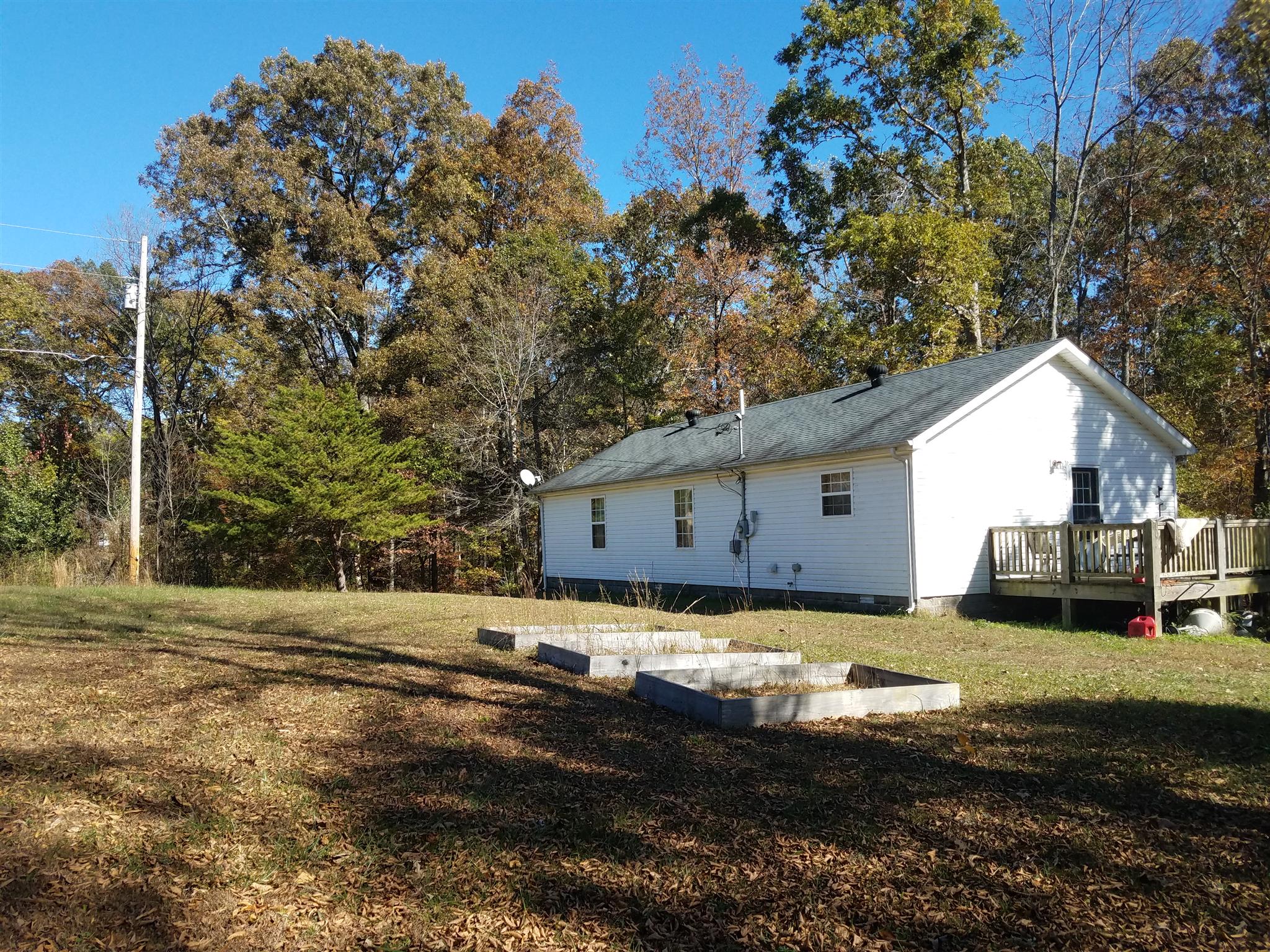 1082 Glendale Road White Bluff, TN 37187 - Photo 18 of 19 Gallery Image 18