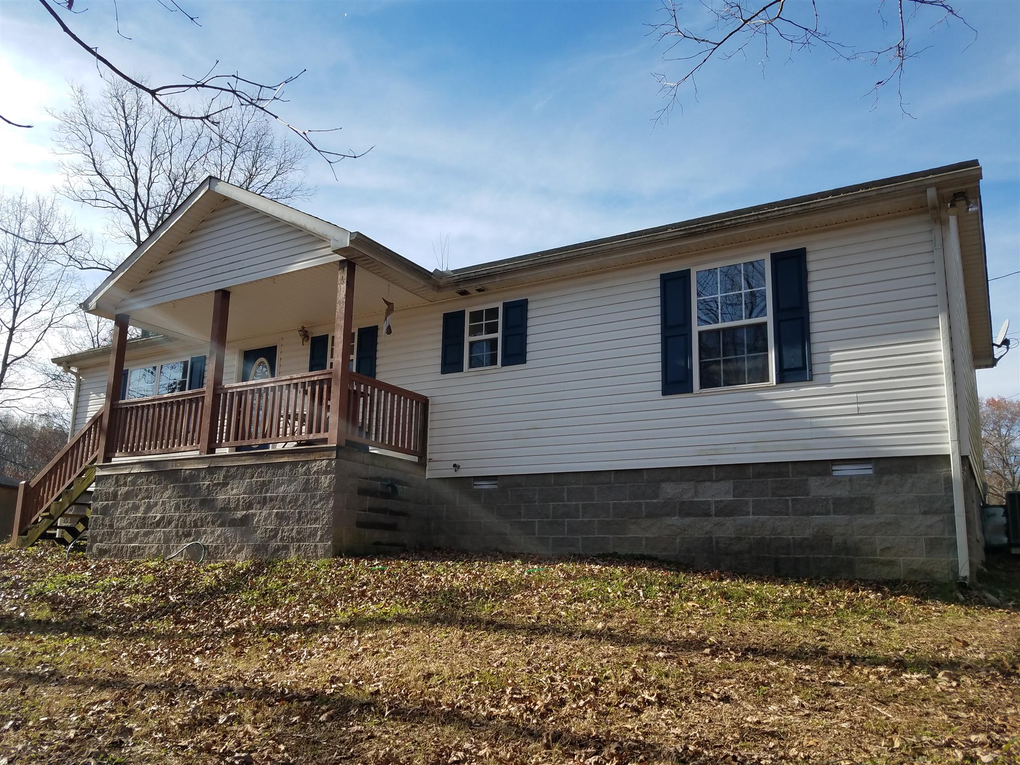 1082 Glendale Road White Bluff, TN 37187 - Photo 3 of 19 Gallery Image 3