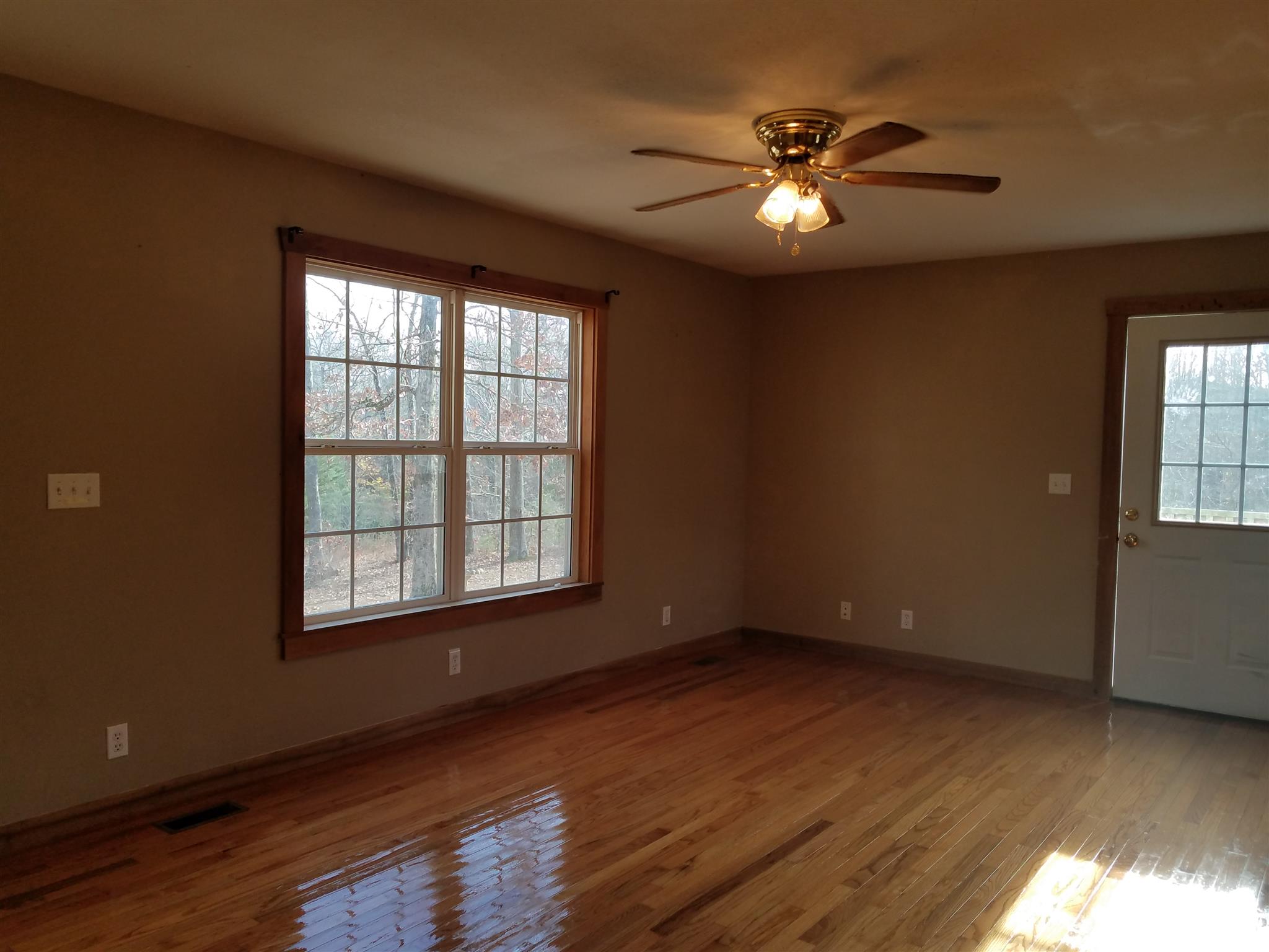 1082 Glendale Road White Bluff, TN 37187 - Photo 7 of 19 Gallery Image 7