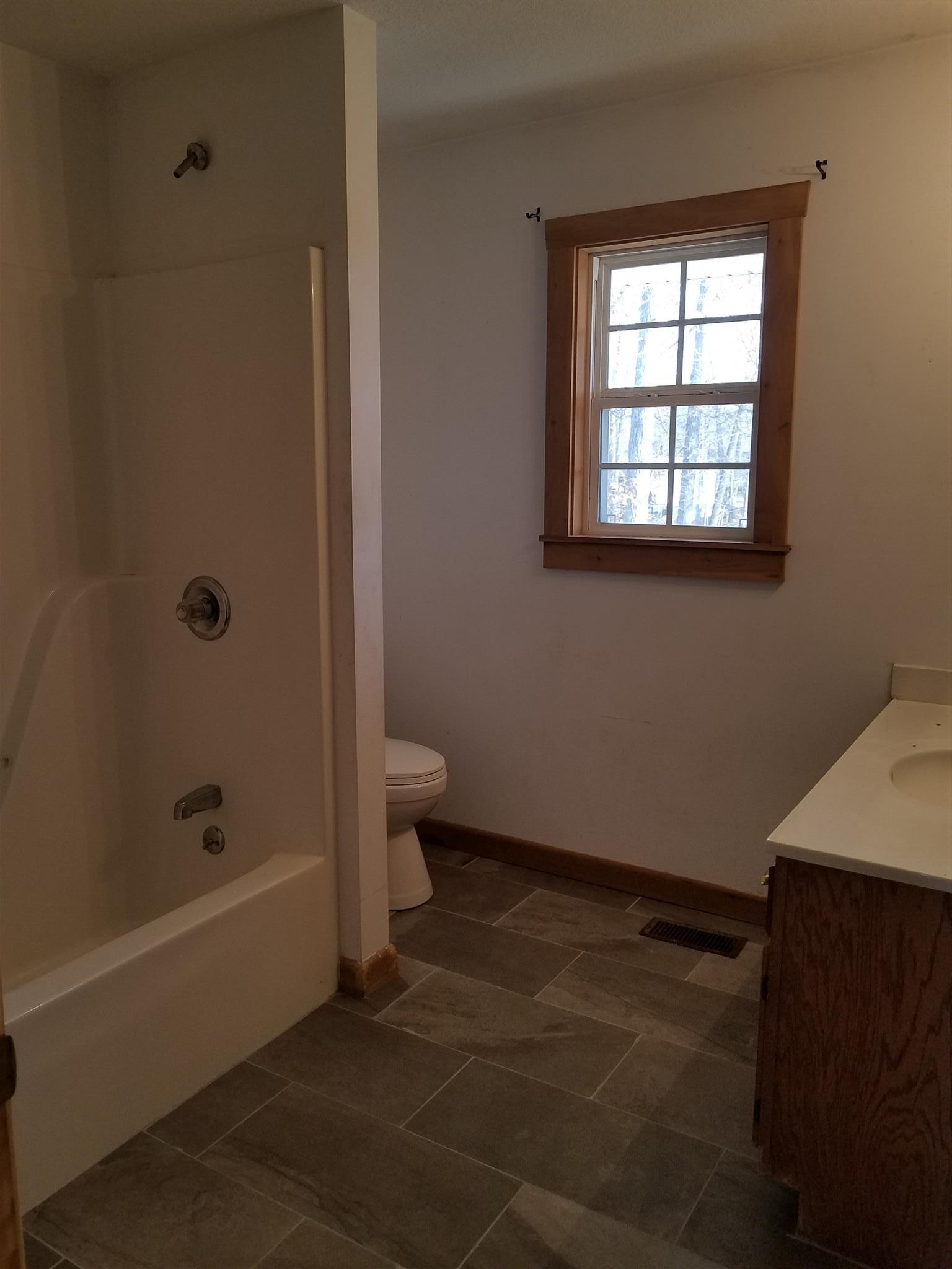 1082 Glendale Road White Bluff, TN 37187 - Photo 10 of 19 New Tile