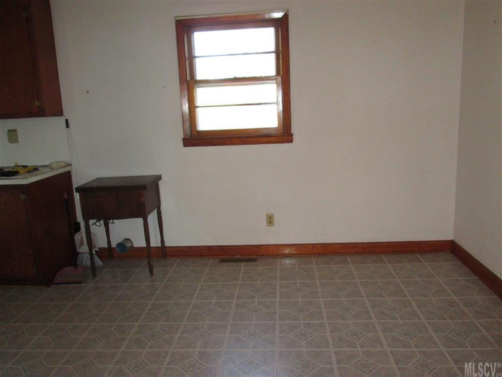 2884 Willis Road Lenoir, NC 28645 - Photo 6 of 11 Gallery Image 6