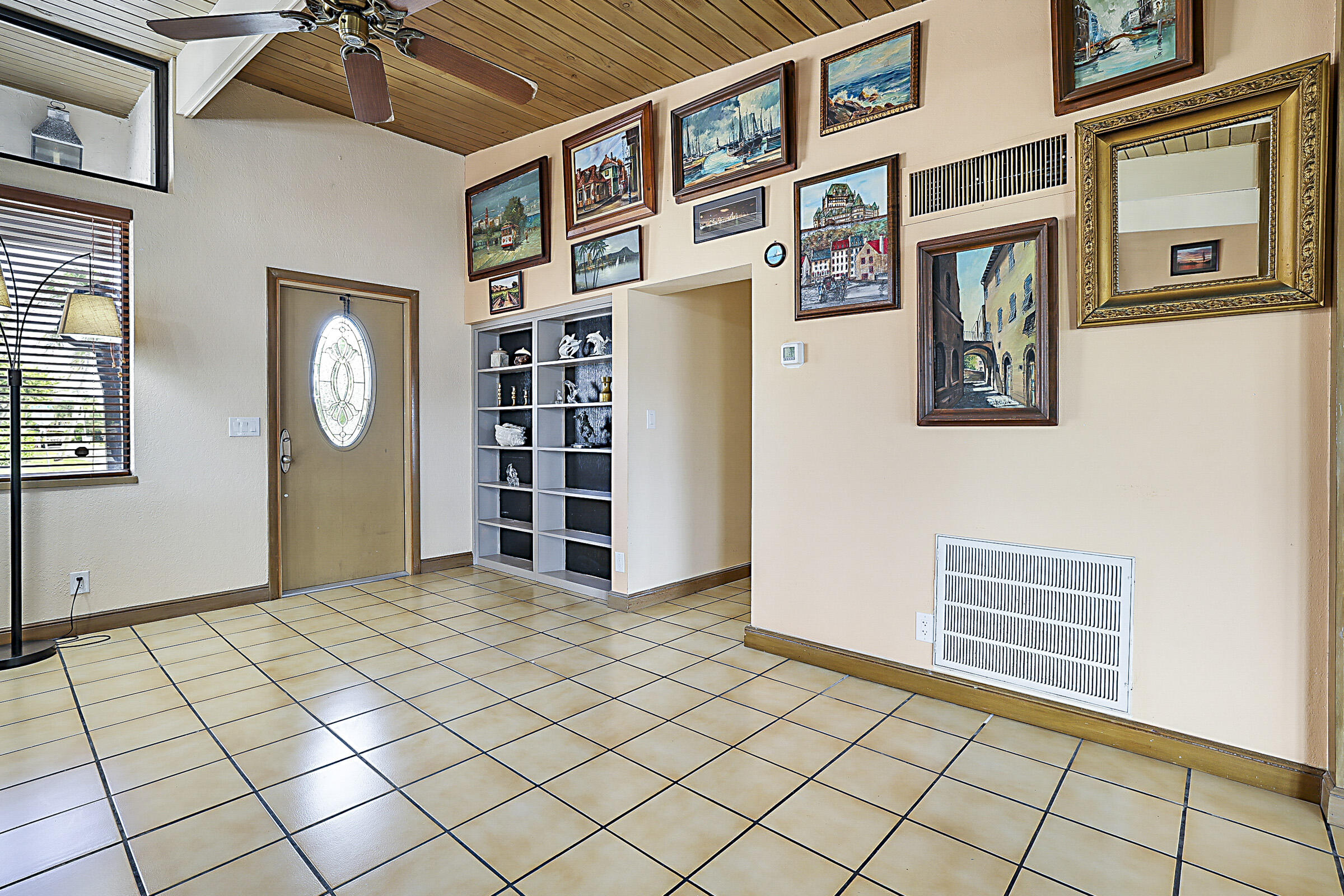 1901 North Riverside Drive Pompano Beach, FL 33062 - Photo 13 of 45 a view of an entryway with a window