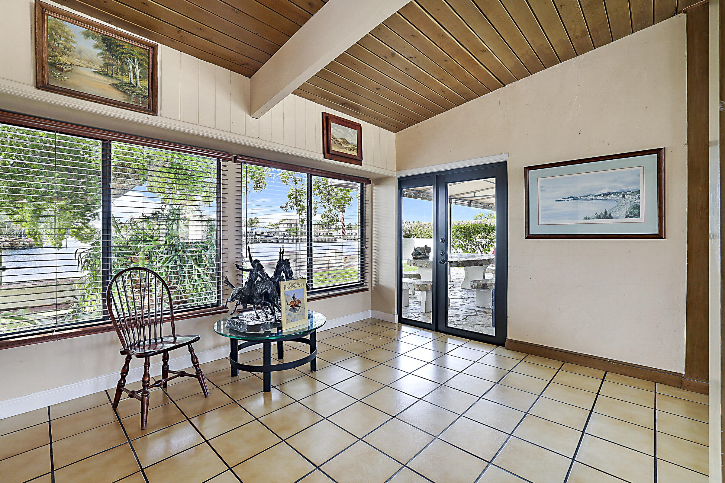 1901 North Riverside Drive Pompano Beach, FL 33062 - Photo 16 of 45 a living room with furniture