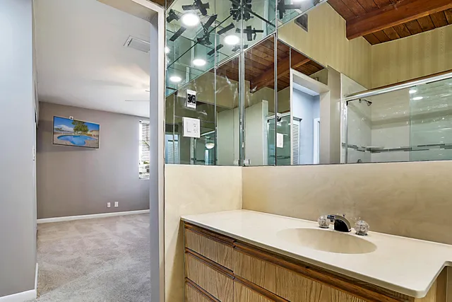 $5,000 | 1901 North Riverside Drive, Pompano Beach, FL 33062