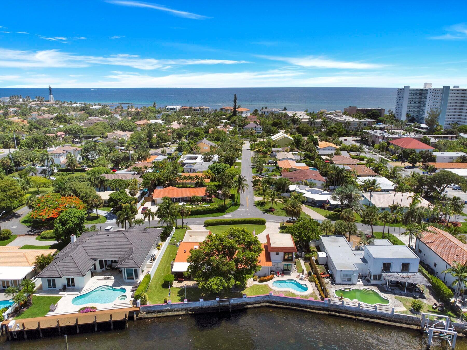 1901 North Riverside Drive Pompano Beach, FL 33062 - Photo 44 of 45 an aerial view of residential houses with city view