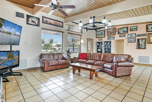 $5,000 | 1901 North Riverside Drive, Pompano Beach, FL 33062