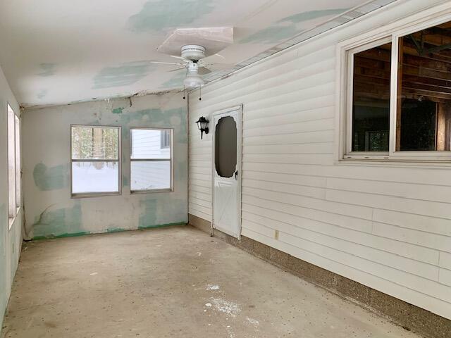 6256 West Dewey Road Ludington, MI 49431 - Photo 22 of 26 3 Seasons room off Garage