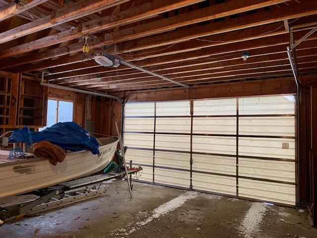 6256 West Dewey Road Ludington, MI 49431 - Photo 23 of 26 Attached Garage