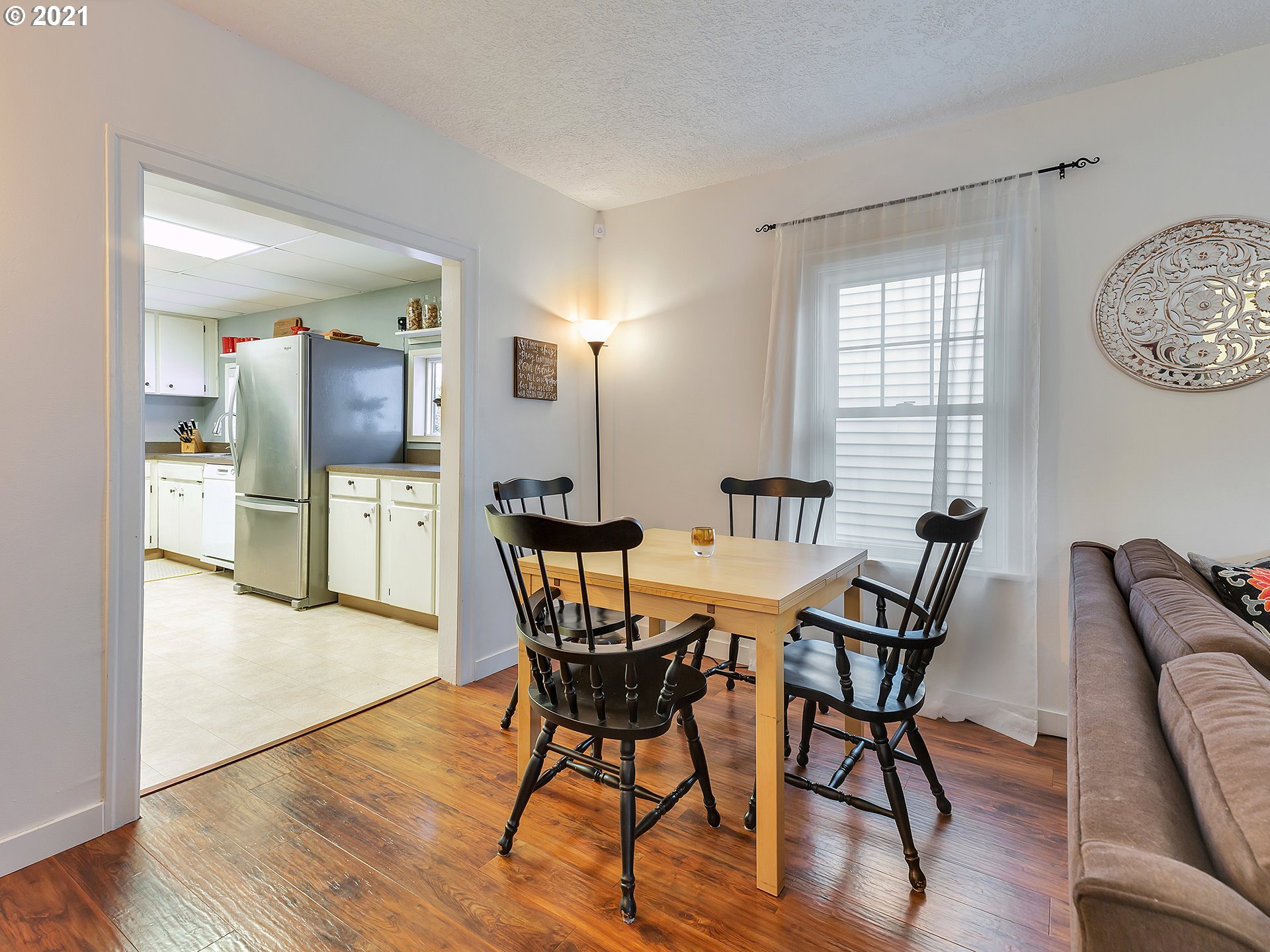 1505 Southwest Spring Garden Street Portland, OR 97219 - Photo 7 of 32 Gallery Image 7