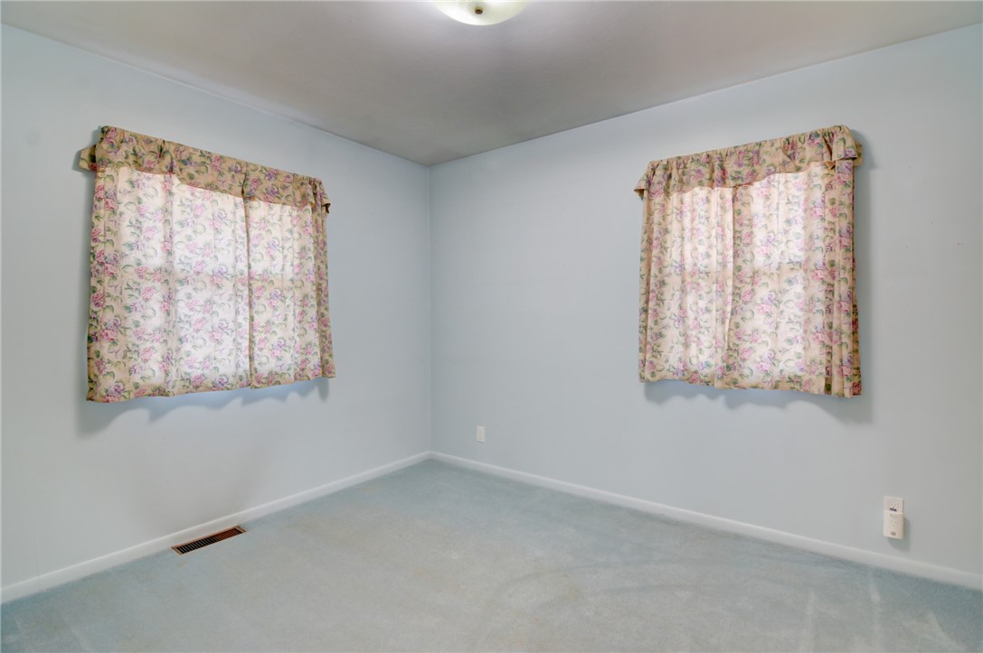 2552 Crossroads Road Decatur, IL 62521 - Photo 17 of 42 Bed 3