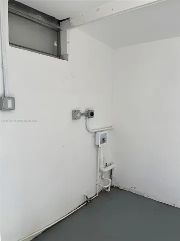 $2,800 | 1842 Madison Street, Unit 1, Hollywood, FL 33020