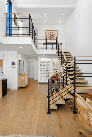 a view of a livingroom with furniture