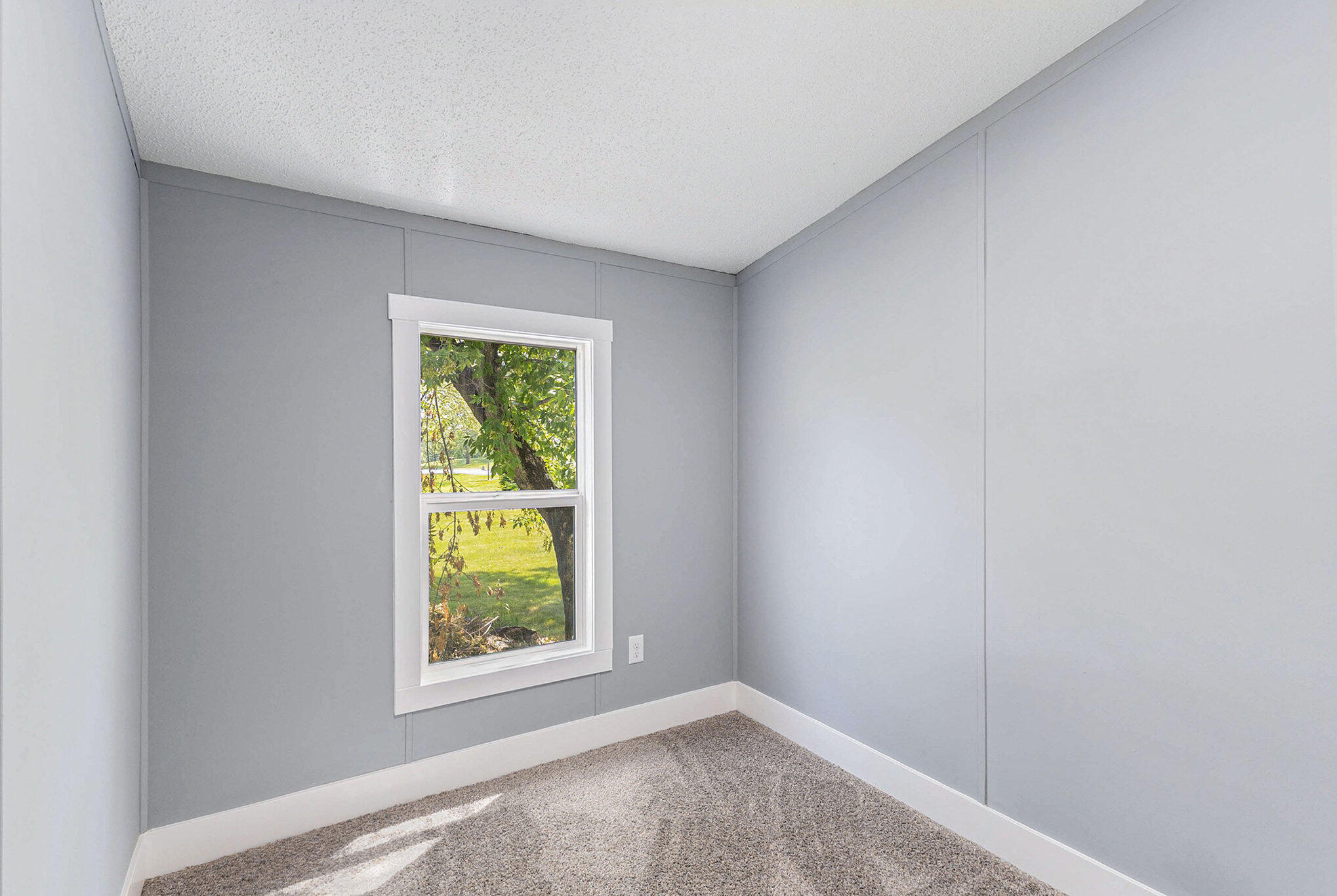 3216 East Stage Road Ionia, MI 48846 - Photo 13 of 22 014_file_969