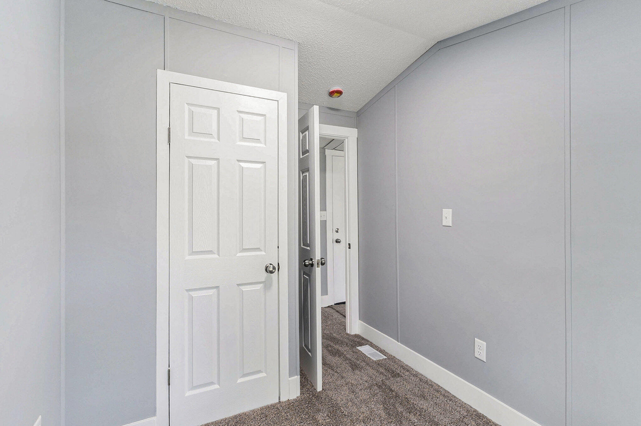 3216 East Stage Road Ionia, MI 48846 - Photo 14 of 22 015_file_147