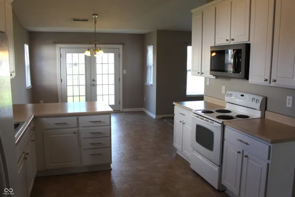 $329,900 | 1819 Oconnor Court, Avon, IN 46123