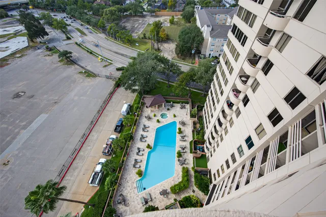 $1,600 | 3525 Sage Road, Unit 1402, Houston, TX 77056