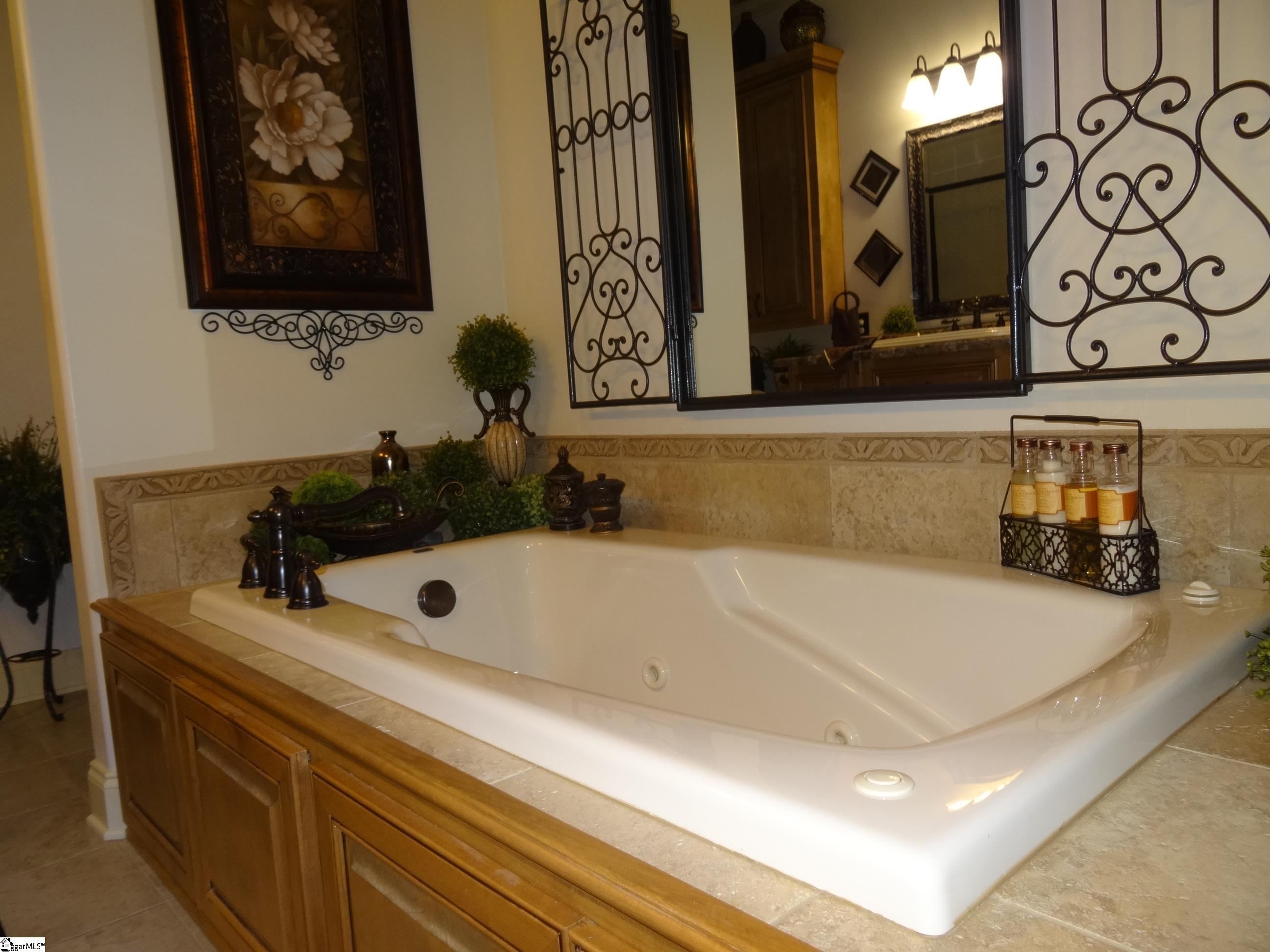 1170 Old Dacusville Road Easley, SC 29640 - Photo 18 of 35 Gallery Image 18