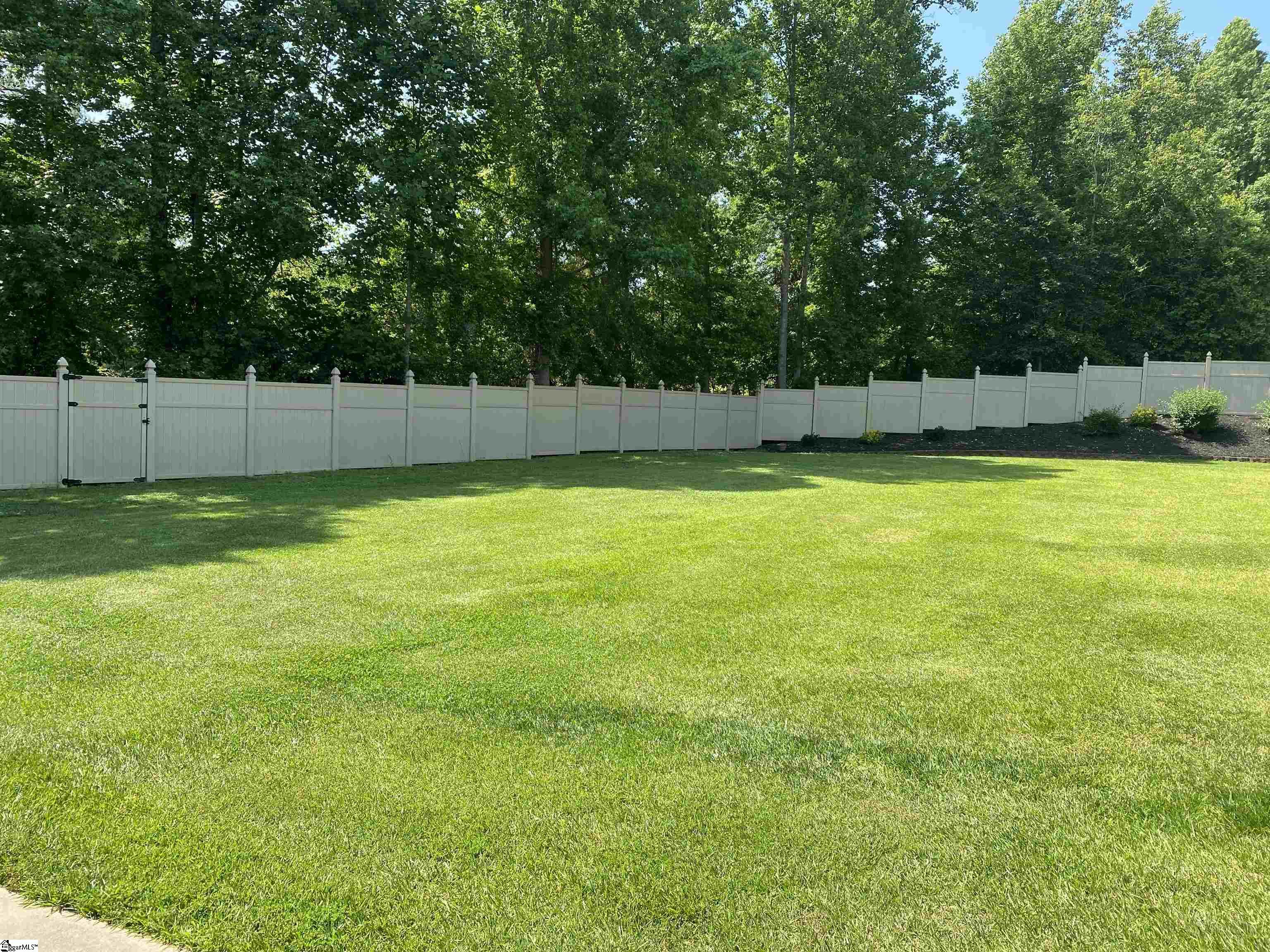 1170 Old Dacusville Road Easley, SC 29640 - Photo 27 of 35 with decorative vinyl fencing