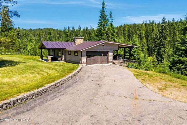 $995,000 | 435 Shady Pines Loop, Priest Lake, ID 83856