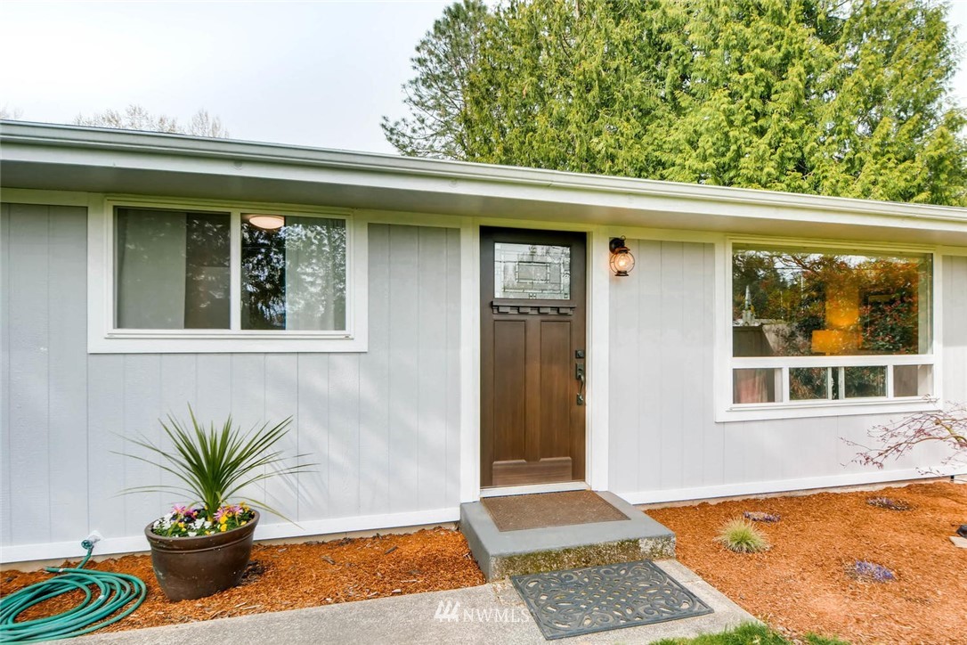 16646 Southeast 136th Street Renton, WA 98059 - Photo 2 of 21 Gallery Image 2