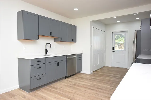 $1,760 | 2919 Hickory Street, Winter Haven, FL 33881