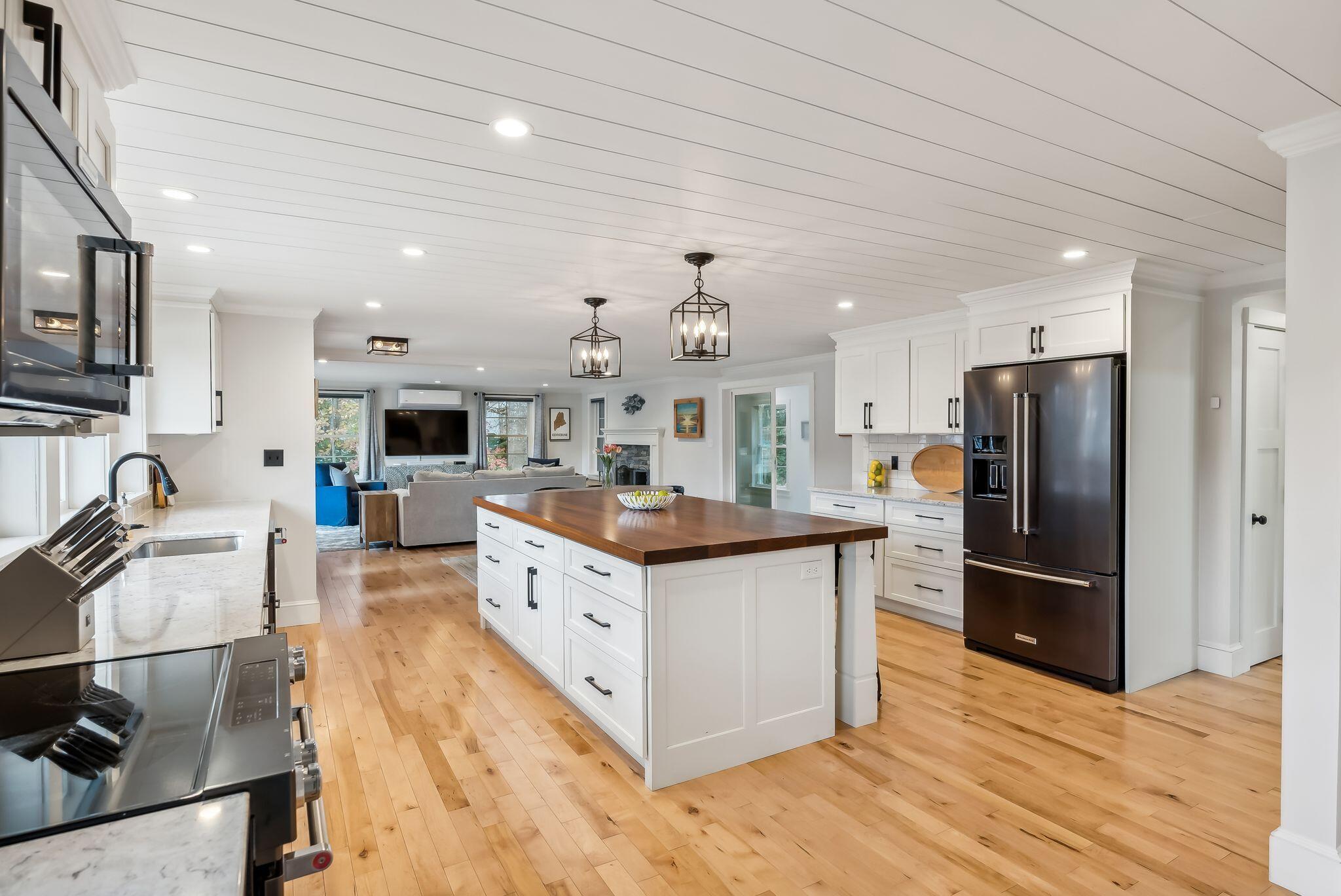 19 Oceanview Road Kennebunk, ME 04043 - Photo 16 of 69 36_DSC01445