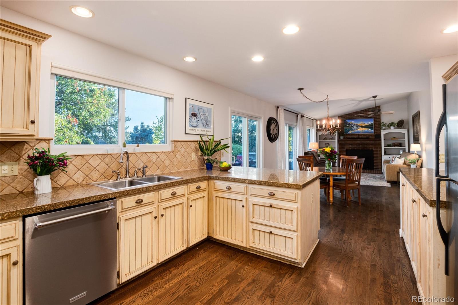 662 Northridge Road Highlands Ranch, CO 80126 - Photo 12 of 50