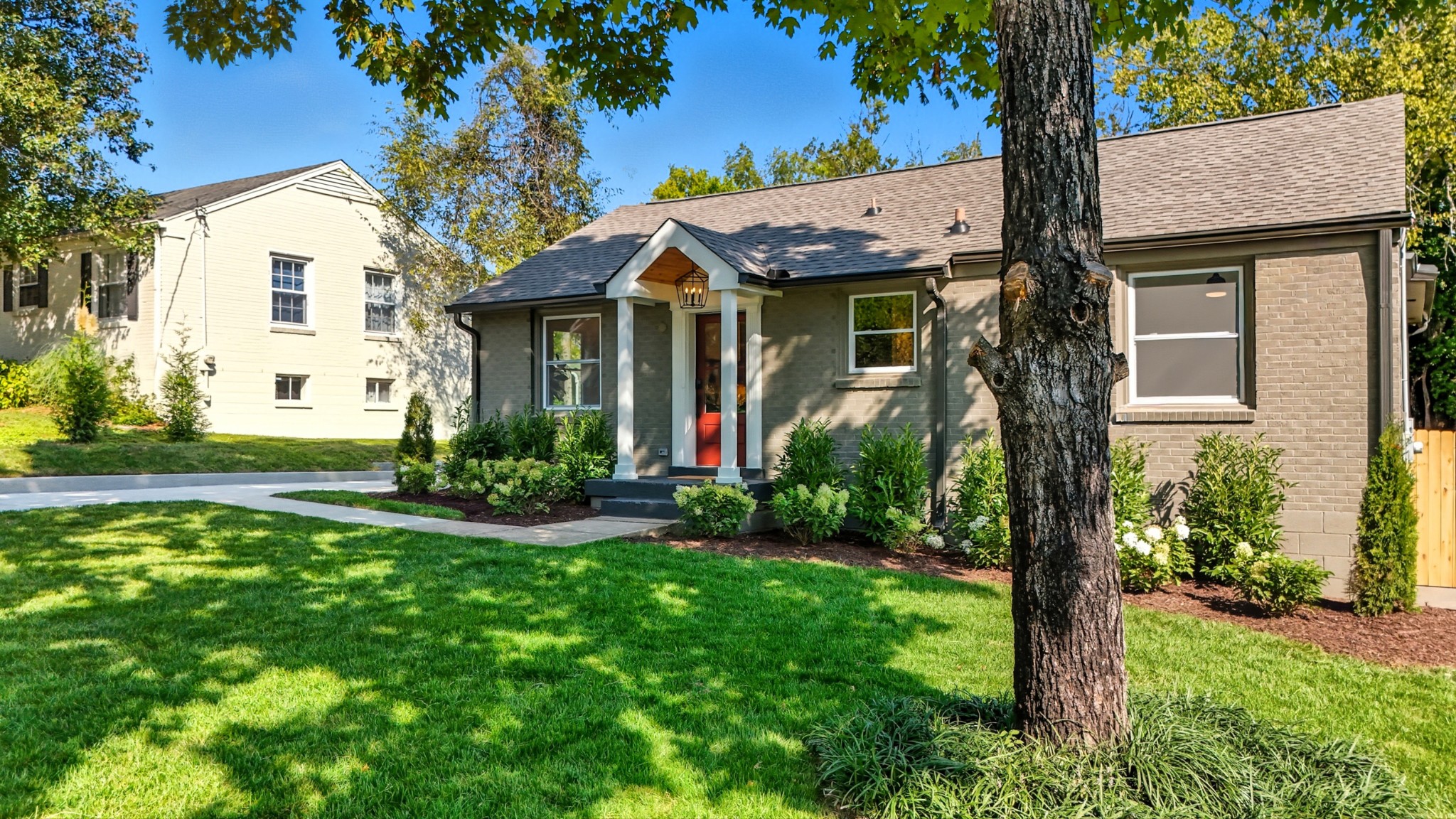 5534 Oakmont Circle Nashville, TN 37209 - Photo 4 of 52