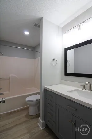 $174,900 | 2505 West Broad Street, Unit 212, Athens, GA 30606