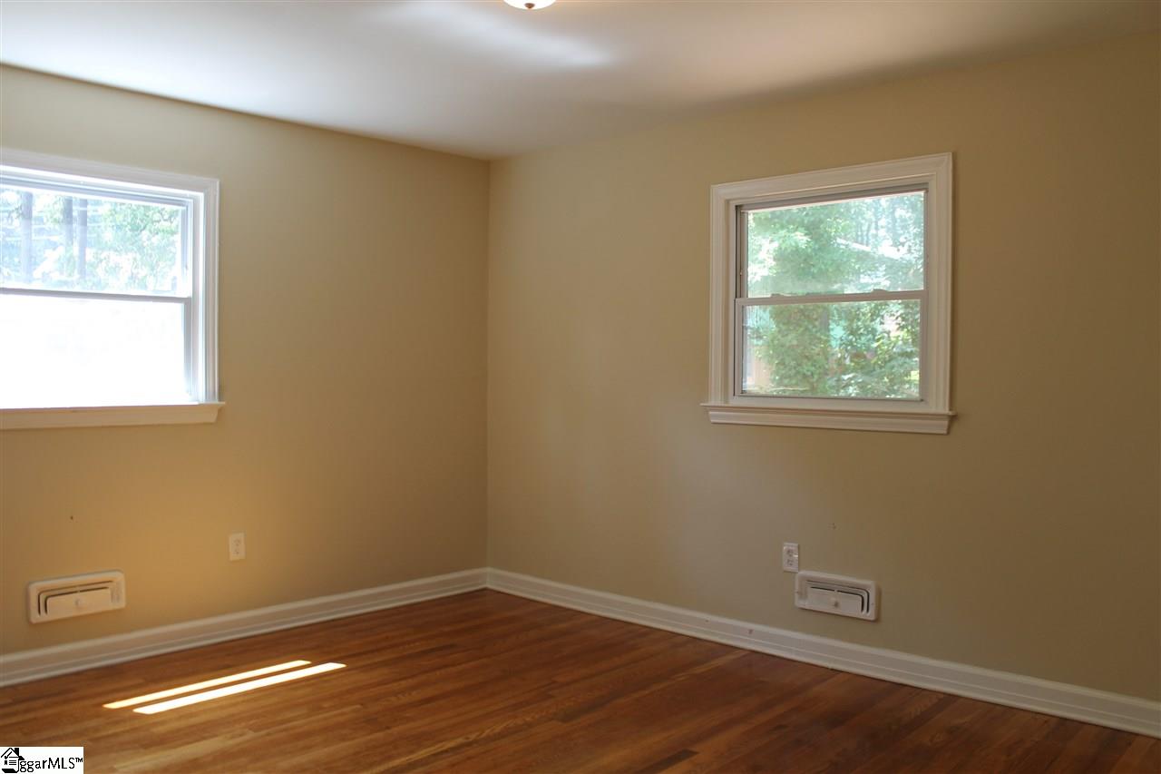 96 Community Road Greenville, SC 29605 - Photo 10 of 16 Gallery Image 10