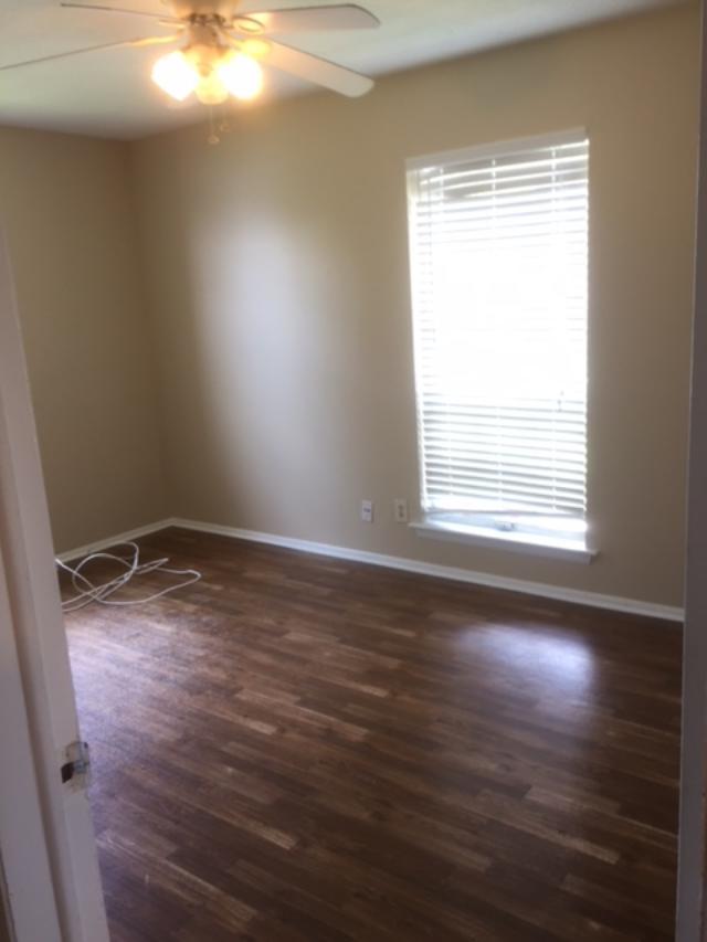 6240 Old Point Road, Unit A15 Hanahan, SC 29410 - Photo 6 of 12 thumbnail (4)
