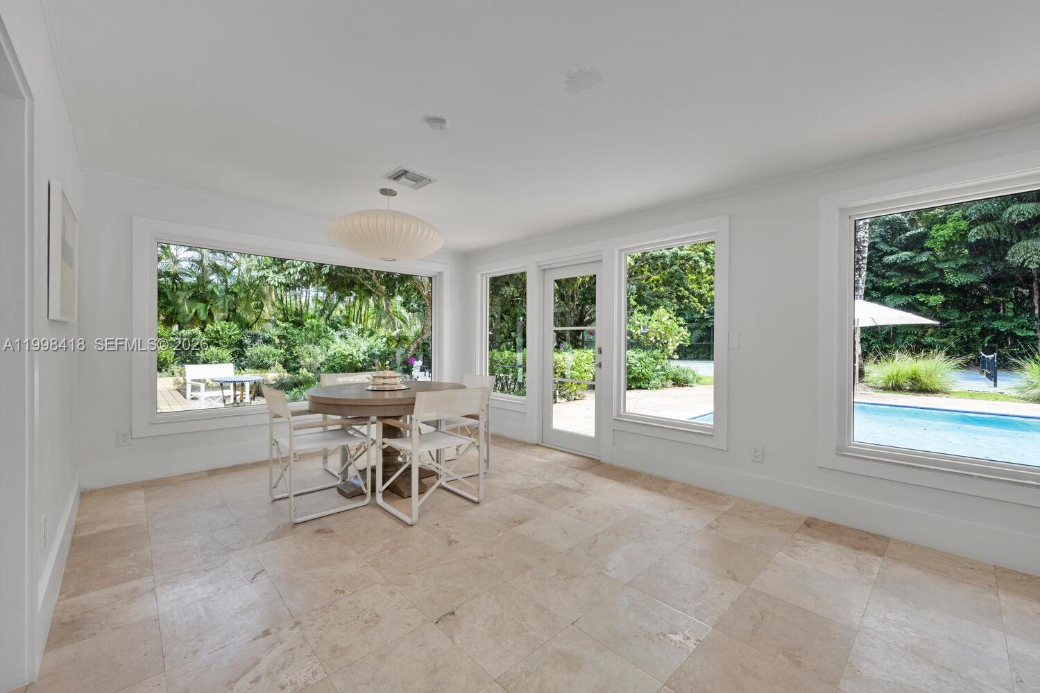 6140 Southwest 90th Street Pinecrest, FL 33156 - Photo 13 of 45