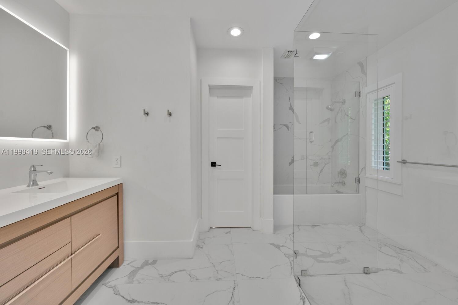 6140 Southwest 90th Street Pinecrest, FL 33156 - Photo 25 of 45
