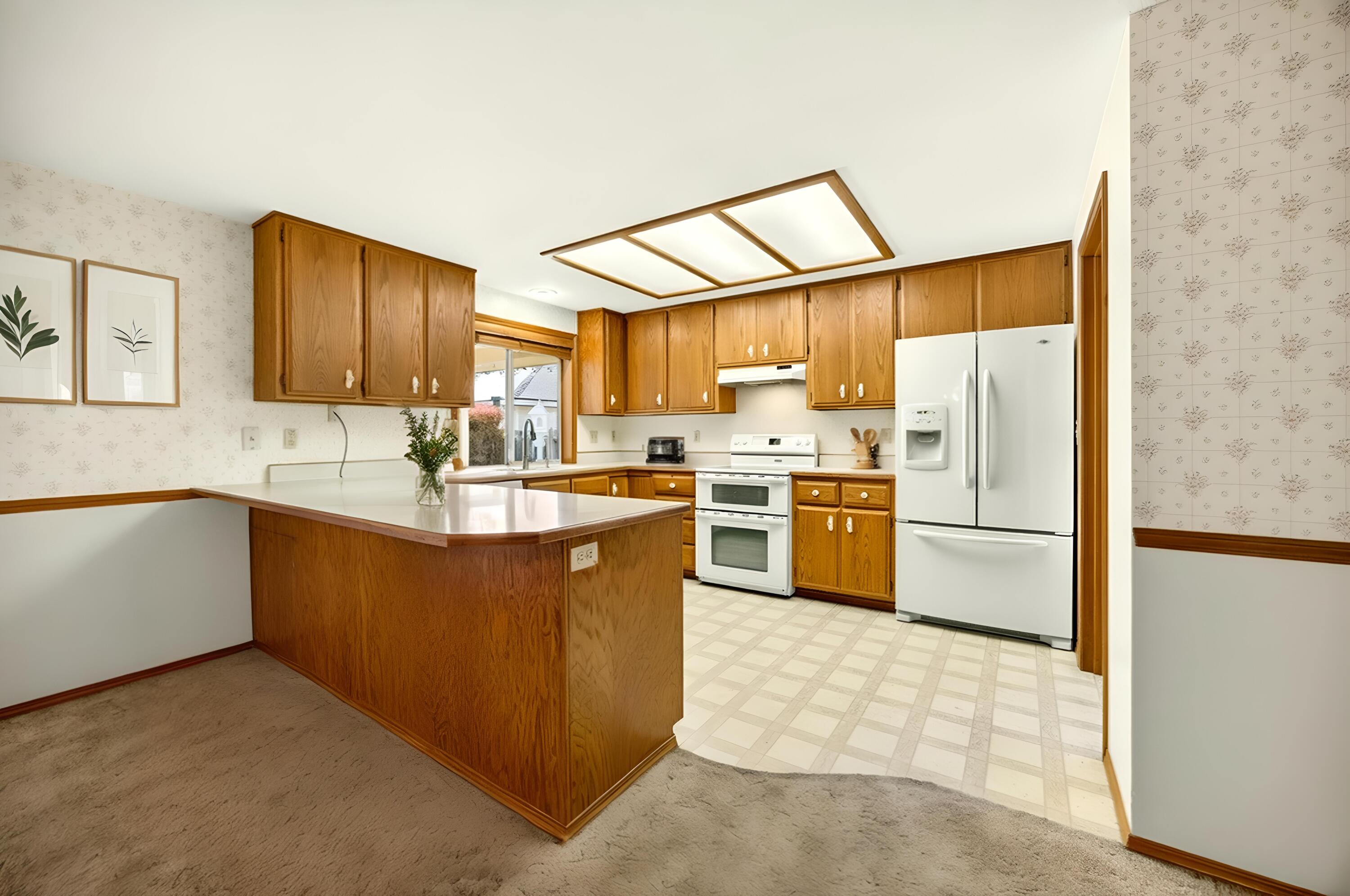 489 Vincent Avenue Central Point, OR 97502 - Photo 10 of 38 Kitchen