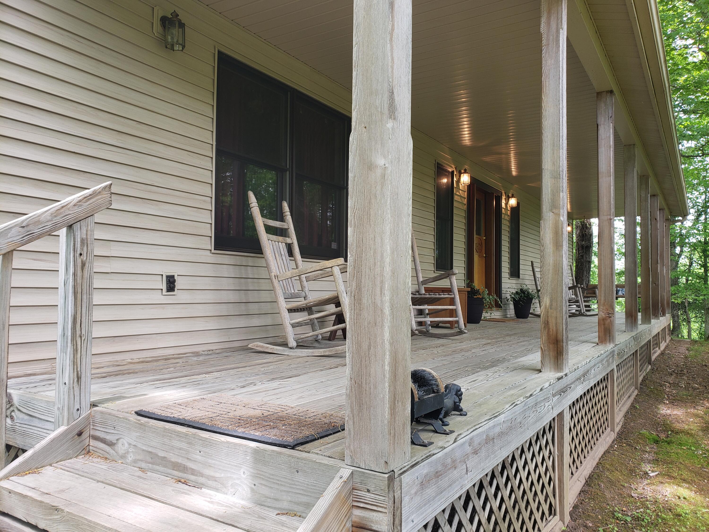 812 Reece Hill Road Mountain City, TN 37683 - Photo 4 of 58 20210522_132136