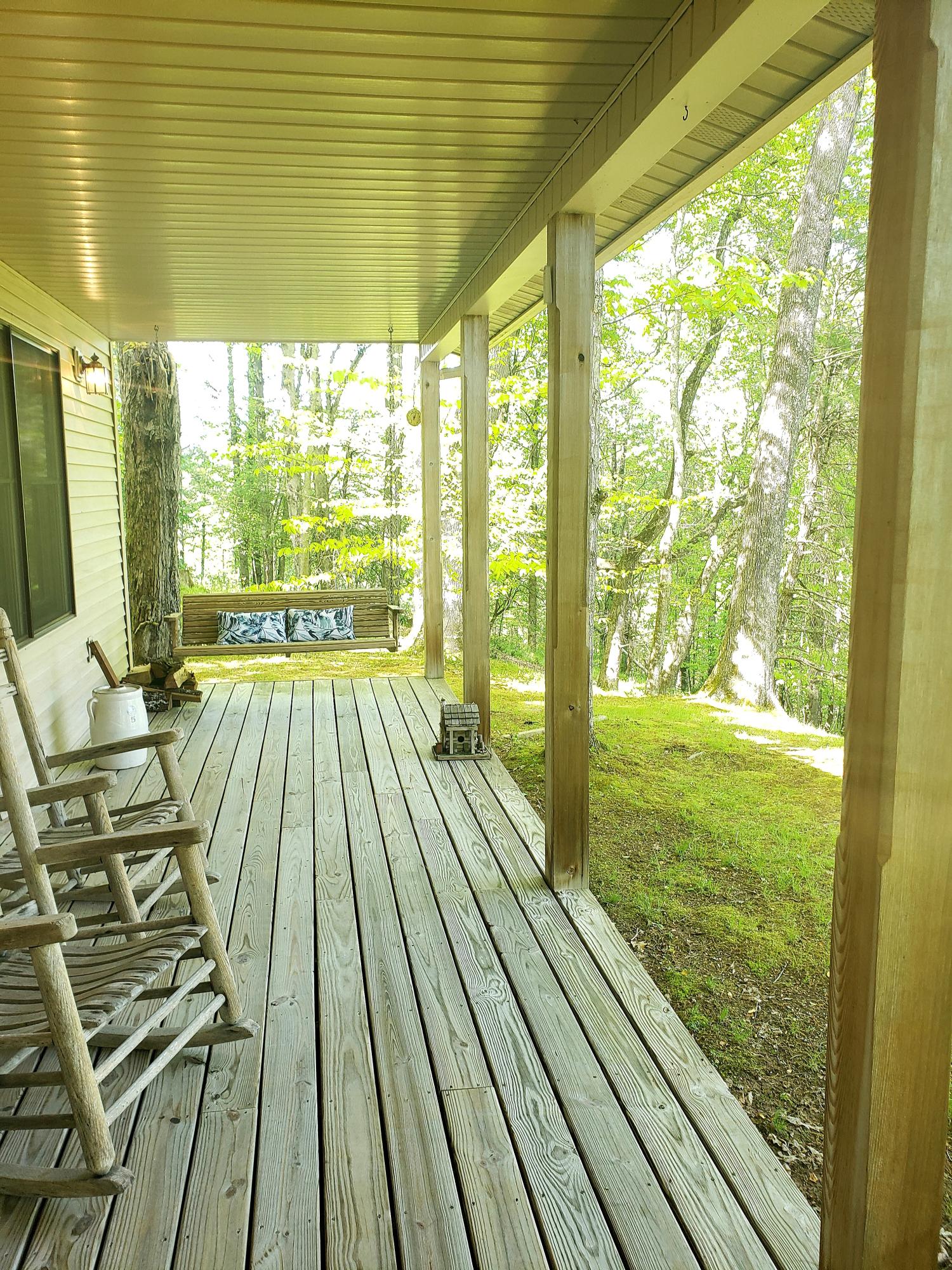 812 Reece Hill Road Mountain City, TN 37683 - Photo 5 of 58 20210515_182627