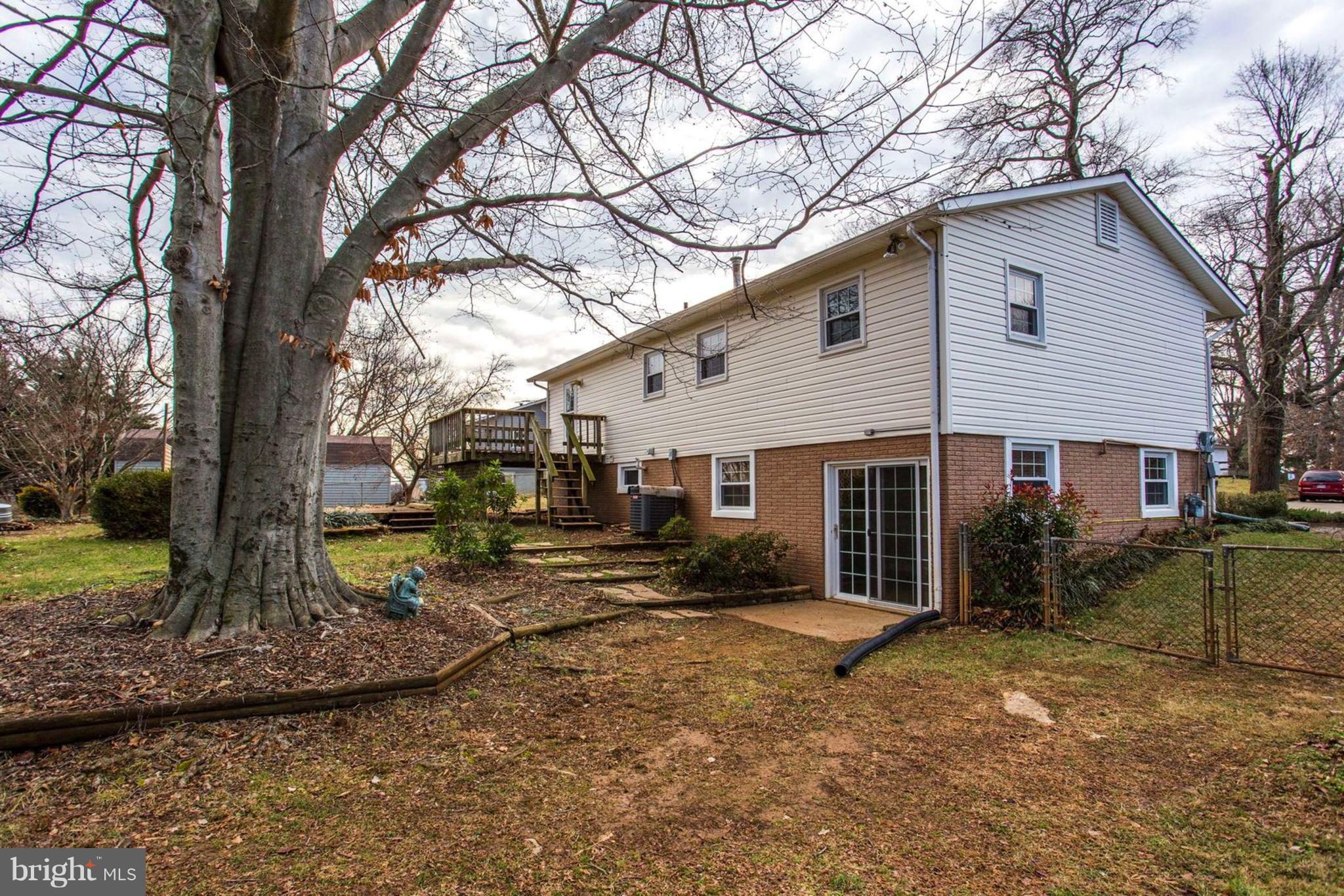 1625 Thomas Drive Point of Rocks, MD 21777 - Photo 43 of 47 a view of a house with backyard