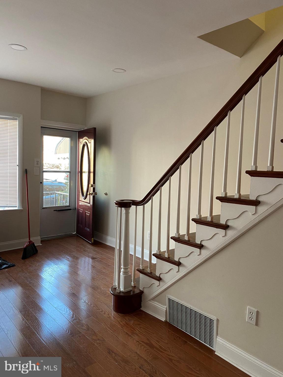 124 West Ritner Street Philadelphia, PA 19148 - Photo 3 of 13 Gallery Image 3