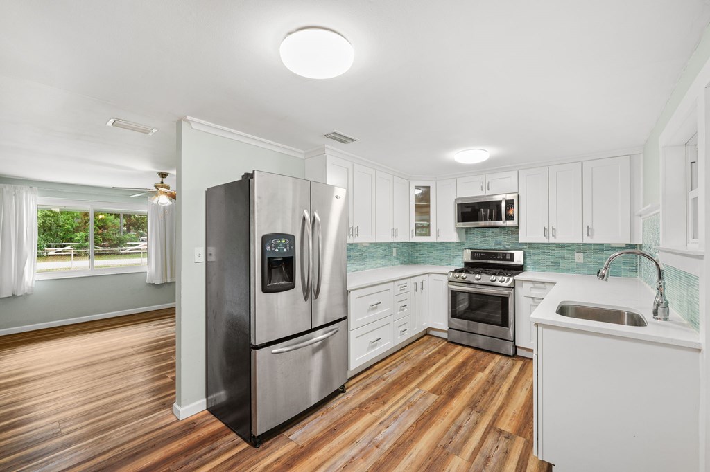 136 East Rogers Road Port St. Joe, FL 32456 - Photo 9 of 39