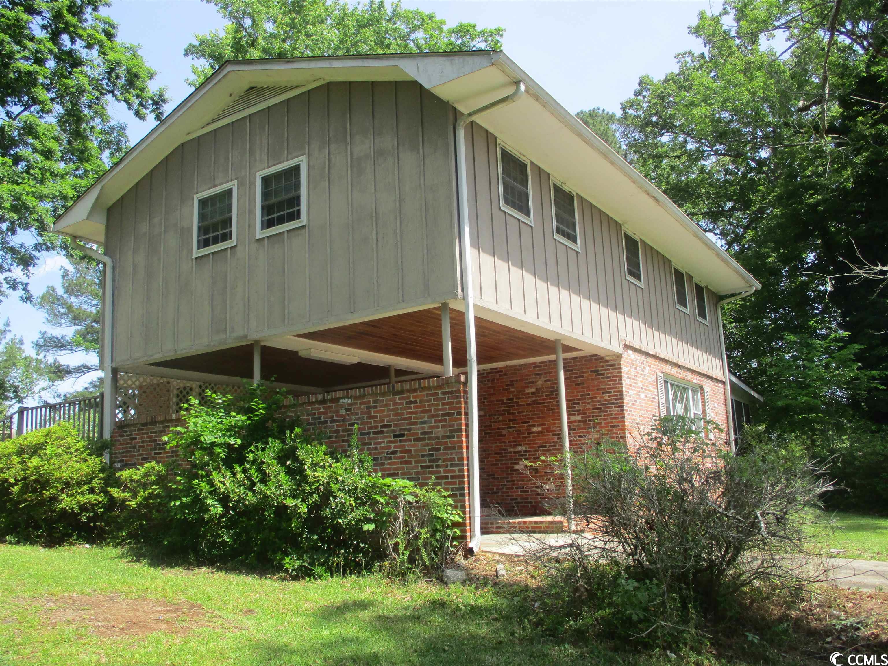 102 Forest Court Mullins, SC 29574 - Photo 2 of 28