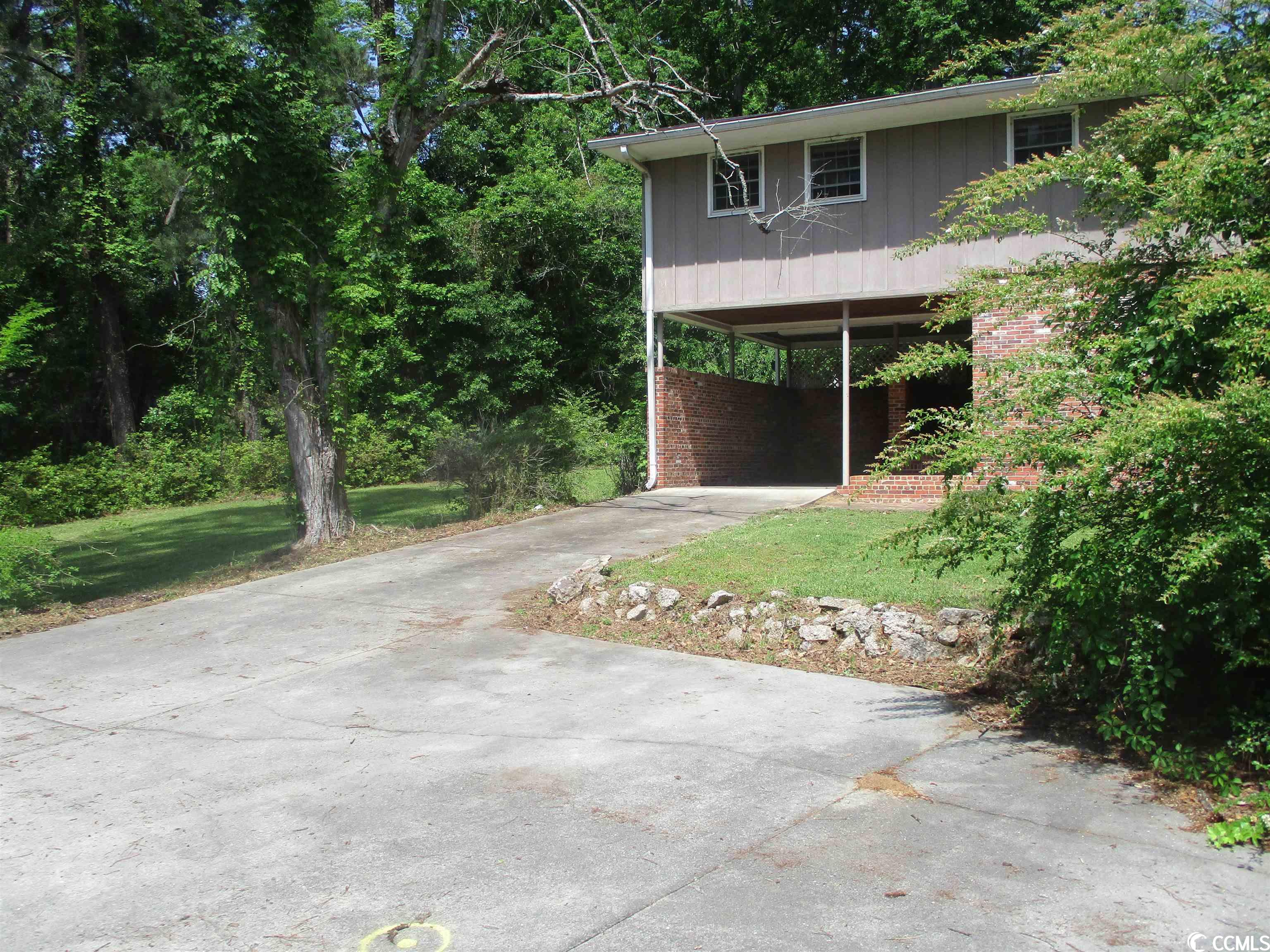 102 Forest Court Mullins, SC 29574 - Photo 3 of 28