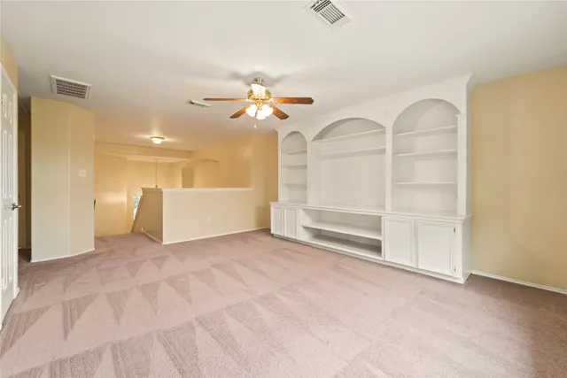 $2,100 | 32227 Willow Creek Park, Conroe, TX 77385