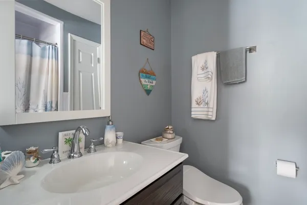 $425,000 | 34 Rosslare Drive, Unit 108, Worcester, MA 01602