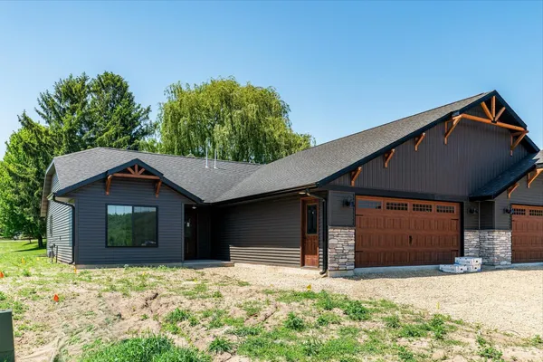 $299,900 | 416 North Washington Street, Viola, WI 54664