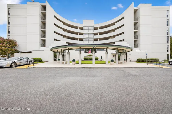 $129,900 | 1071 Edgewood Avenue South, Unit 409, Jacksonville, FL 32205
